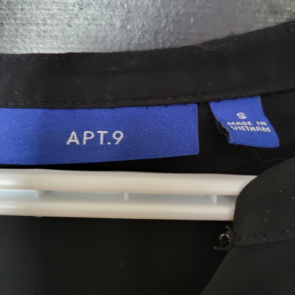 S Apt. 9 black blouse - Picture 2 of 2